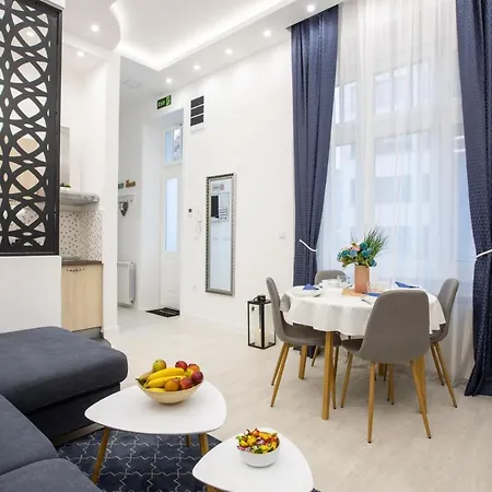 Theatre Square Appartement *