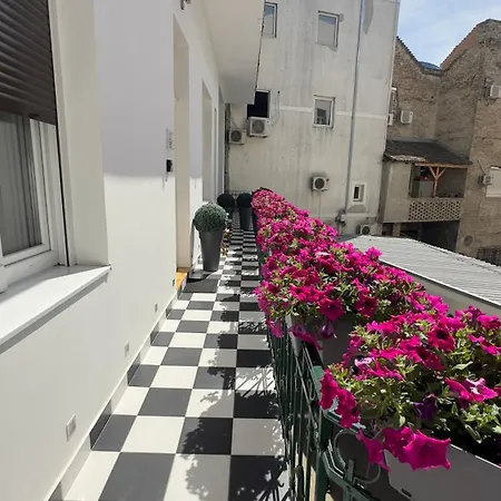 Theatre Square Appartement *